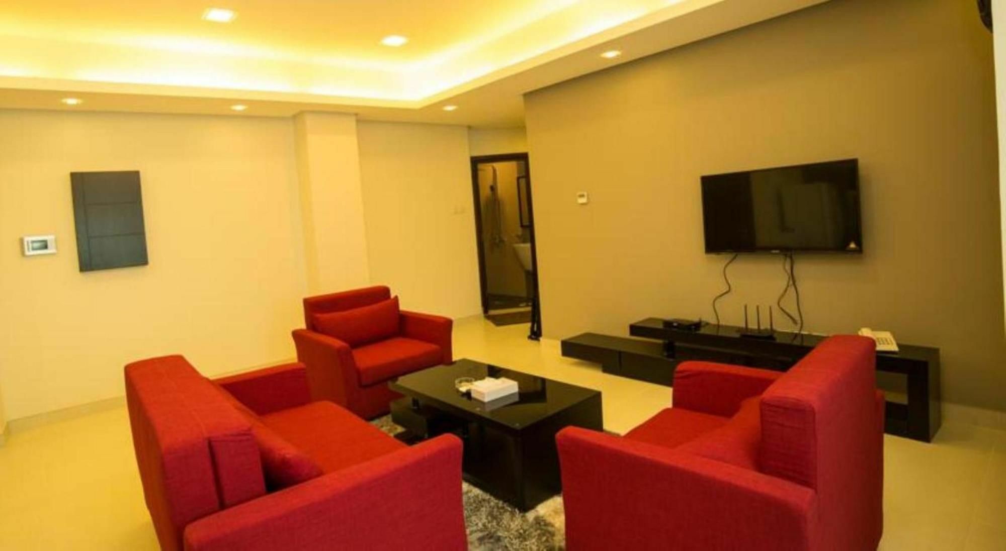 Golden Rose Luxury Suites Manama Dış mekan fotoğraf